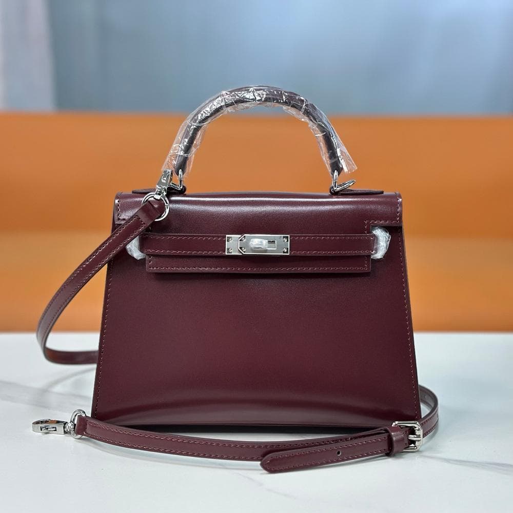 New Leather Cowhide Women's Bag Mini Bag BOX Glossy Leather Patent Leather Bag+handbag Shoulder Bag 19x7x15cm without lock wine red