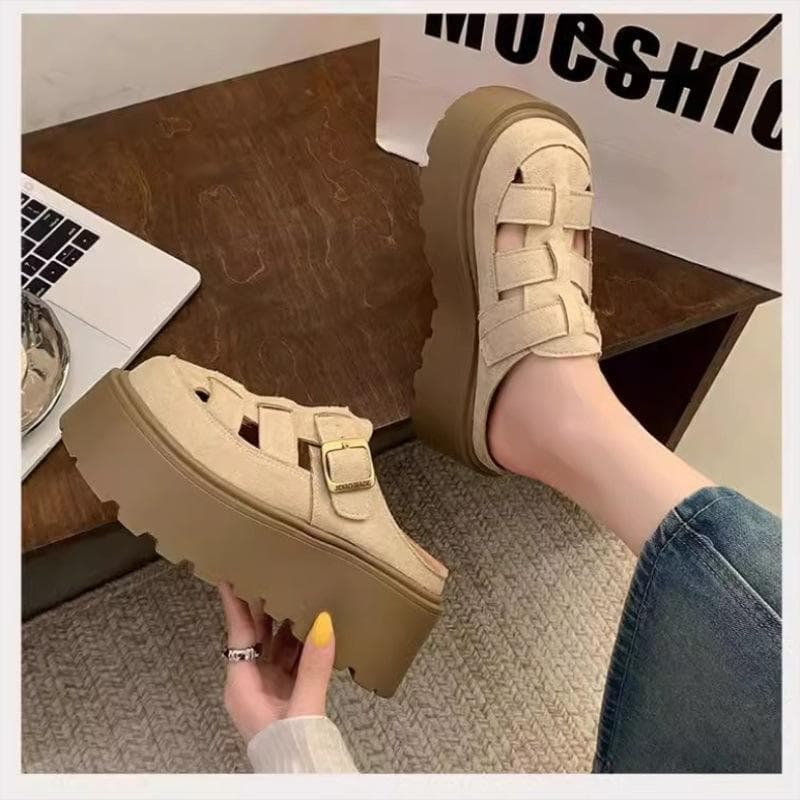 New Style of Women's Hollowed-out Sandals Thick-soled Retro Shoes 35 beige