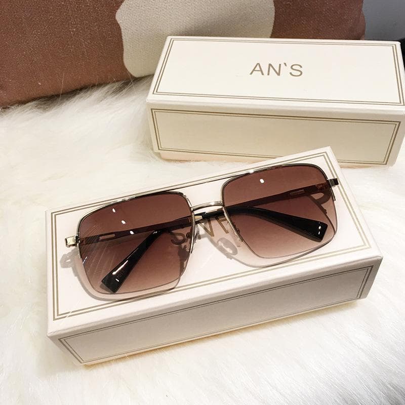 Vintage Rock Punk Sunglasses Classic Wide Bridge Metal Frame Black Lens UV400 Driving Eyewear for Men Women 1PC