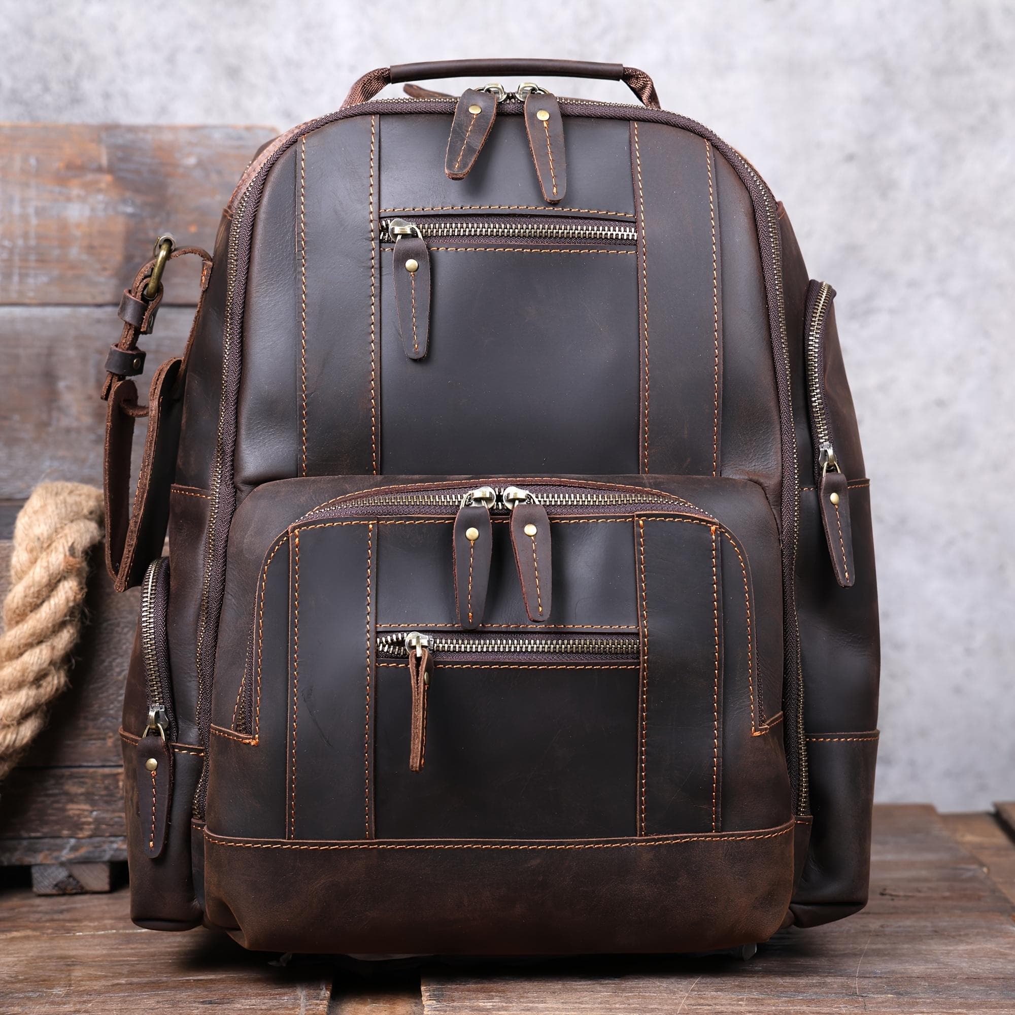 Vintage Men's Genuine Leather Backpack Classic Outdoor Travel Bag Large Capacity Crazy Horse Leather dark coffee