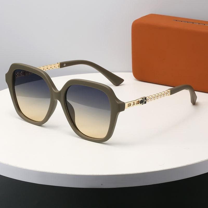Chic Sunglasses for Women Luxury Brand Designer Vintage Round Shades Elegant Ladies Unisex Sun Glasses