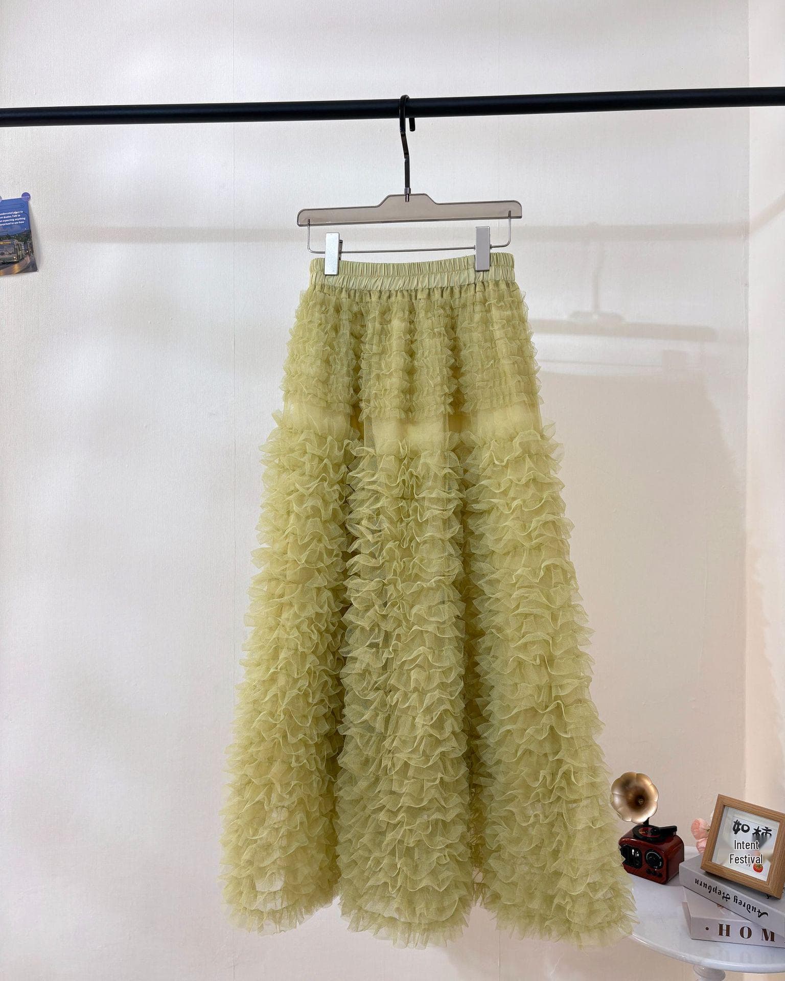 Sweet Apricot Embroidered Mesh Ruffle Midi Skirt - Fluffy, Layered and Versatile for Autumn/Winter One Size light green