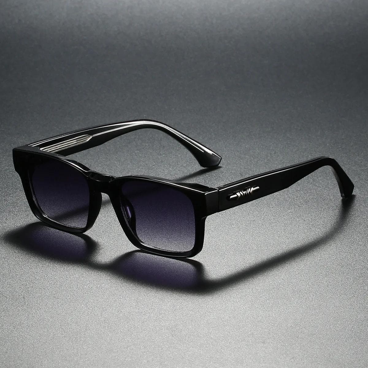 Retro Square Sunglasses Men Women Metal Core CP UV400 Sun Glasses for Travel Hiking Beach Fishing Eyewear 1PC