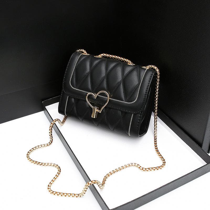 Niche Design Diamond-shaped Small Square Bag, Chain Bag, Casual and Versatile, Heart-shaped Lock Button, Single-shoulder Crossbody Women's Bag black
