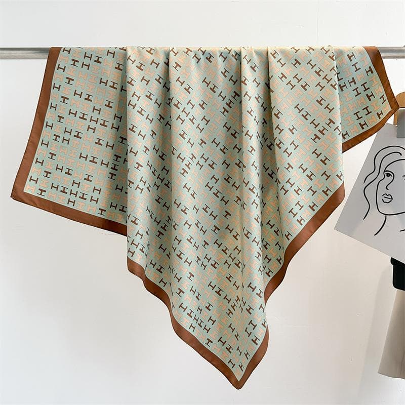 Fashion Ol Simple Style Small H Letter Printed Scarf 90Cm Large Square Scarf Twill Silk Headscarf Shawl Women 90x90cm