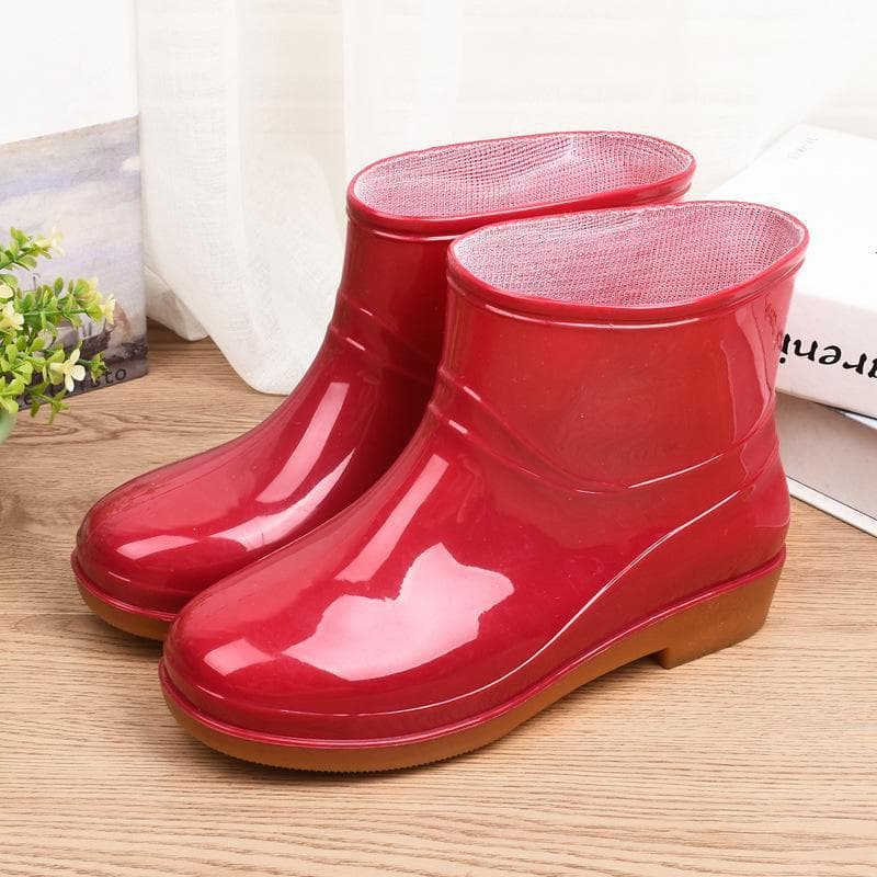 Women's Short Rain Boots with Cowhide Sole, Cotton Lined, Non-Slip, Warm and Protective. 39 red