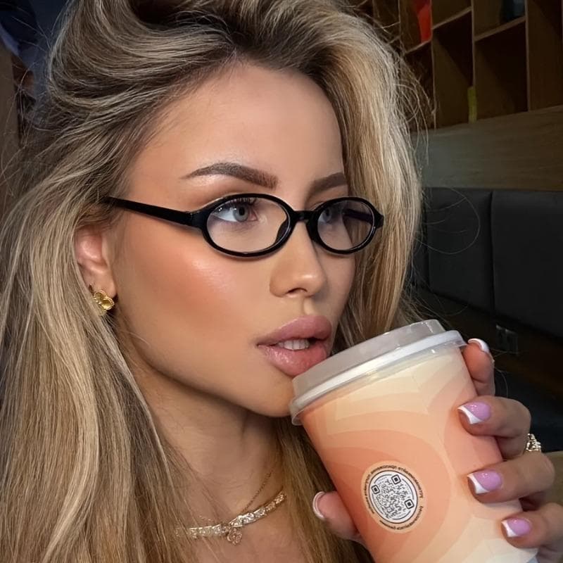 1/3PCS Ladies Lightweight Oval Korean Style Flat Lens Glasses Cute Fashionable for Daily Wear