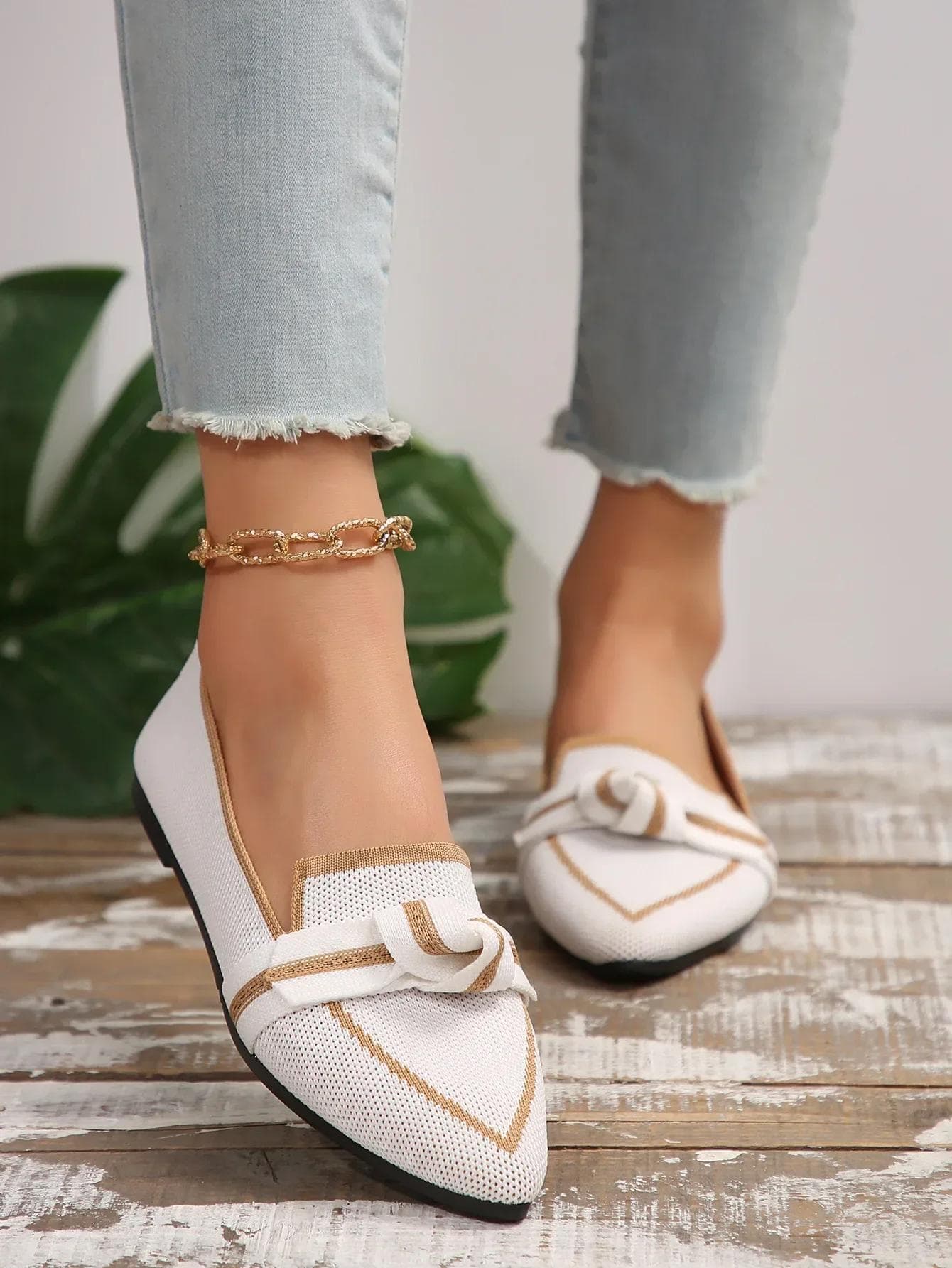 Women's Shoes Leopard Print Flats Pointed Toe Flat Casual Loafers Retro Slip on Women Shoe Walking Sport Shoes Zapatillas Mujer 38 white