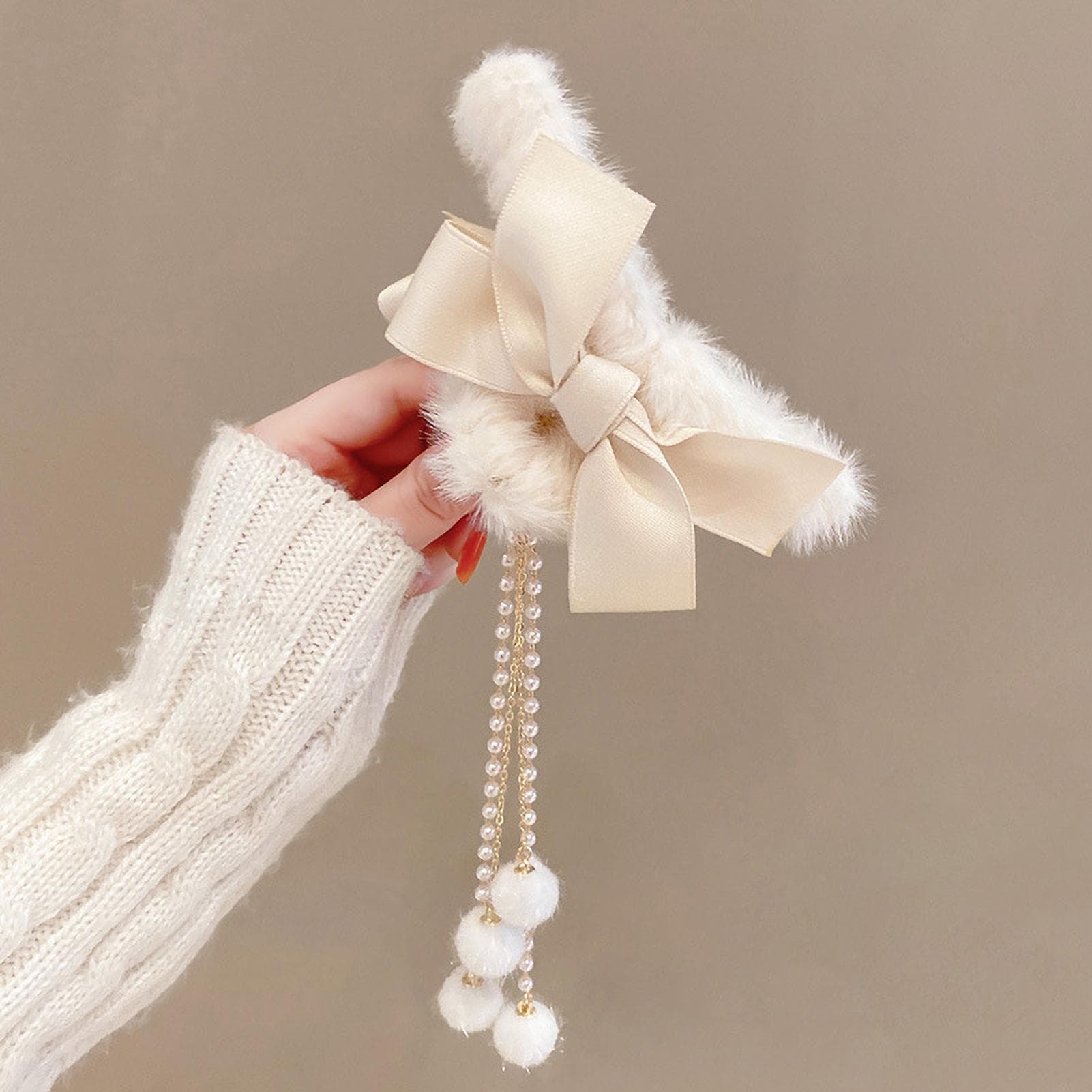 Bow Tassel Hairpin Cloth Plush Hair Clip Hair Barrettes for Girls Women Wedding PartyWhite white