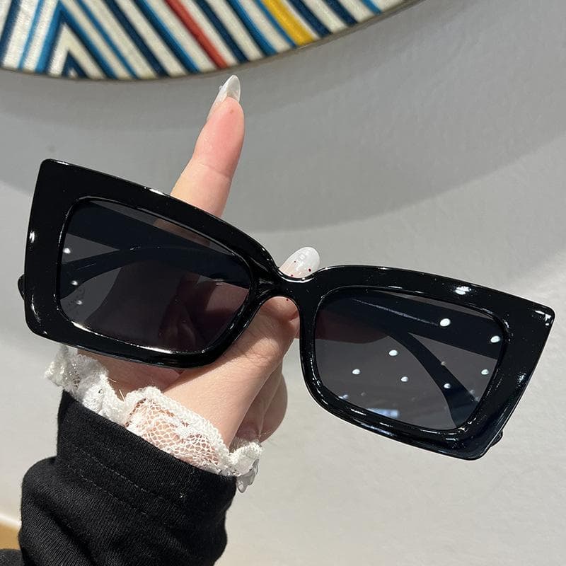 New Fashion Square Small Frame Sunglasses for Men Women Simple Street Photography Outdoor Anti Glare Glasses 1PC