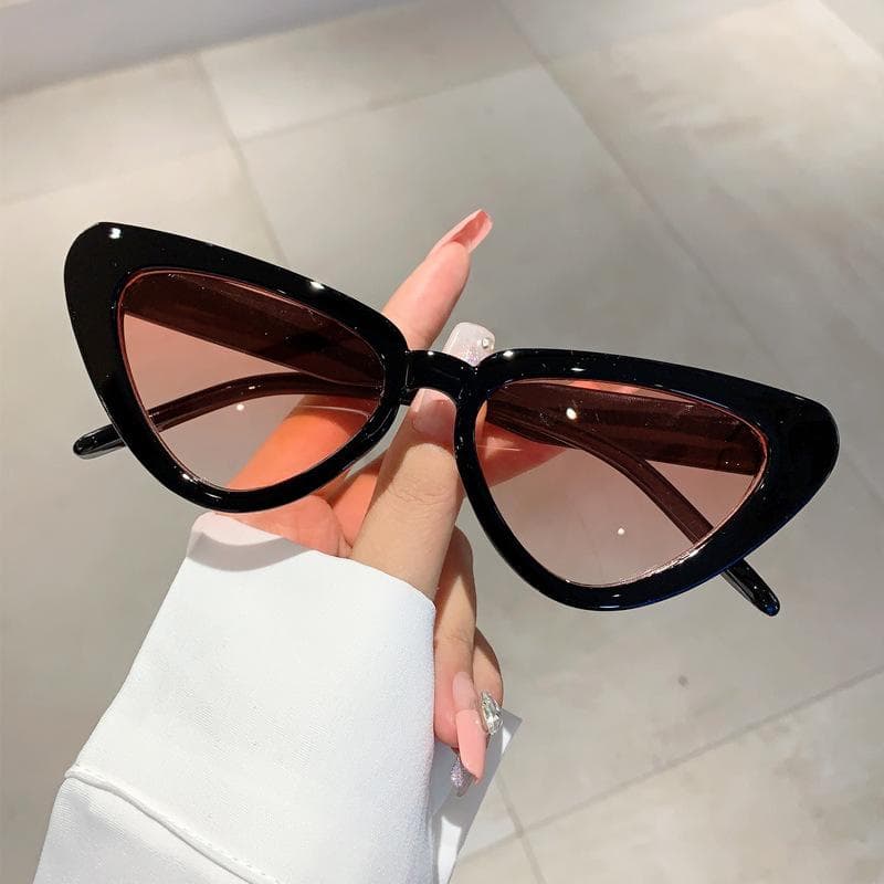 Cat Eye Sunglasses Retro Fashion Trendy Street Style UV Protection Photo Sunglasses for Women Men