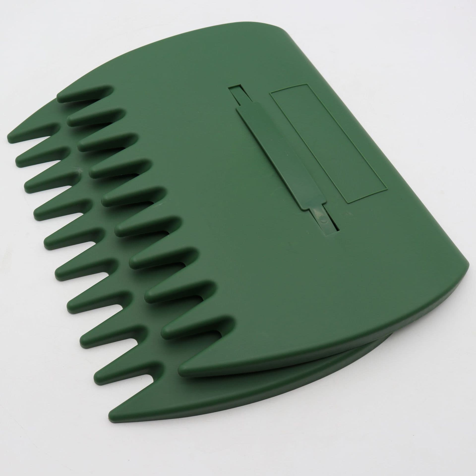 2Pcs/set Outdoor Garden Large Capacity Leaf Grabber Serrated Cleaning Tool Hand Rake green