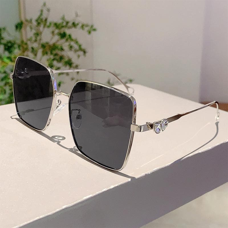 Luxury Designer Square Sunglasses Women Vintage Punk Big Frame Metal Diamond Shades UV400 Sun Glasses