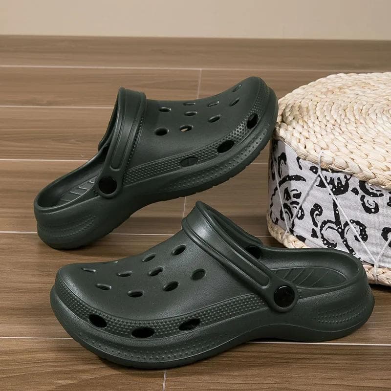 Plus Size 46 47 48 Summer Men Clogs Slippers Men's and Women's Leisure Slides Beach Shoes Home Garden Shoes Outdoor Sandals 47-48 green