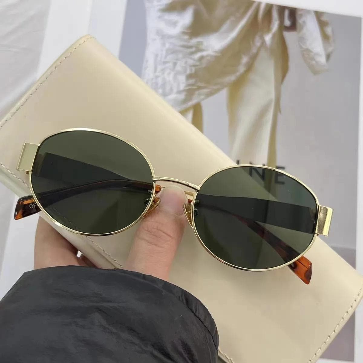 New Oval Frame Sunglasses Retro Travel UV Resistant Small Frame Eyewear Simple Sun Protection Glasses