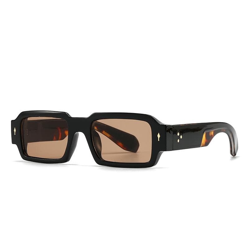 Punk Luxury Square Sunglasses Women Men Classic Rivet Designer Shades UV400 Trendy Vintage Sun Glasses As the photo
