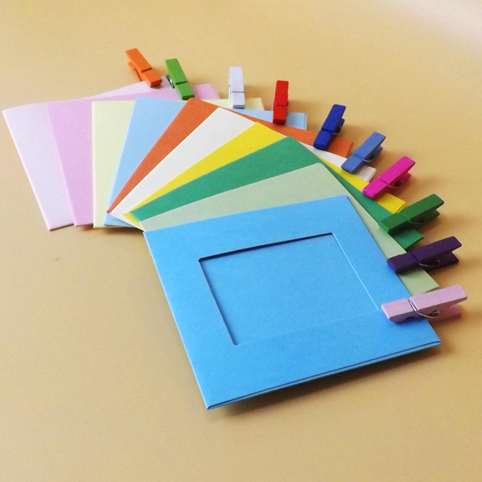 10 Pcs DIY Kraft Paper Photo Frame 3 inch Hanging Wall Photos Picture Frame Kraft Paper With Clips