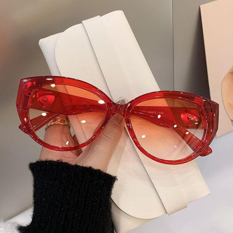 Vintage Cat Eye Sunglasses Women Fashion Love Heart Designer Sun Glasses Sexy Ladies Shades UV400 Luxury Brand As The Picture