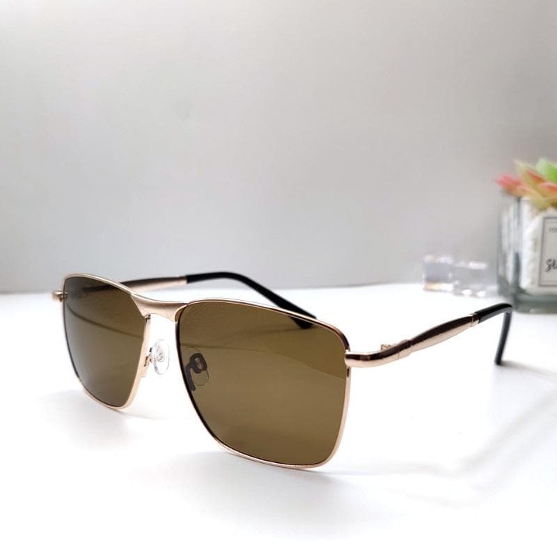 New Mens Square Metal Sunglasses UV400 Protection Vintage Fashion Driving Shades for Men As shown in the figu