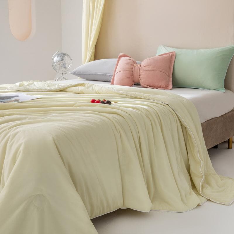 Cooling Blanket Smooth Cool Summer Quilt Double Sided Cool Fabric Skin-friendly Breathable Adults Kids Air Conditioning Quilt 150x200cm x 1quilt
