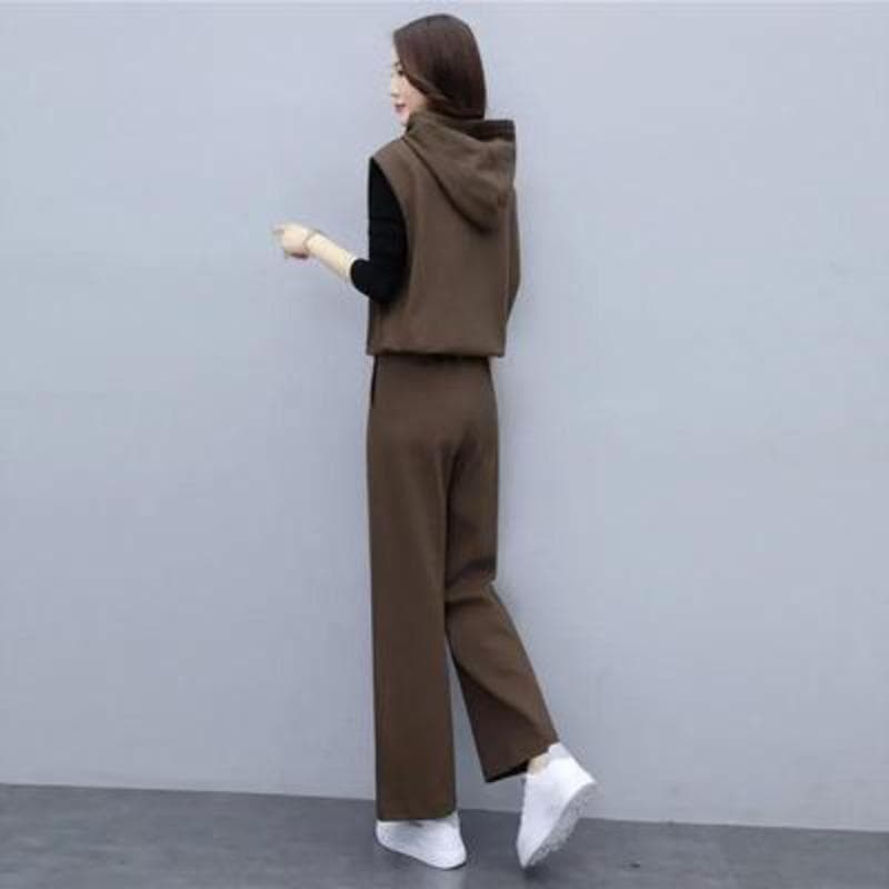 Fashionable and Fashionable Suit for Women In Autumn New Style, Age-reducing Slimming Wide-leg Pants Casual Women's Three-piece Set 4XL brown