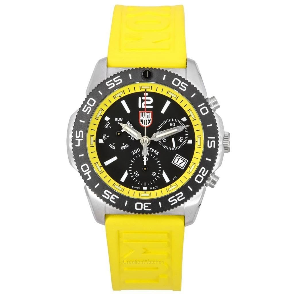 Luminox Pacific Diver Chronograph Yellow Rubber Strap Black Dial Swiss Quartz Diver's XS.3145 200M Men's Watch black