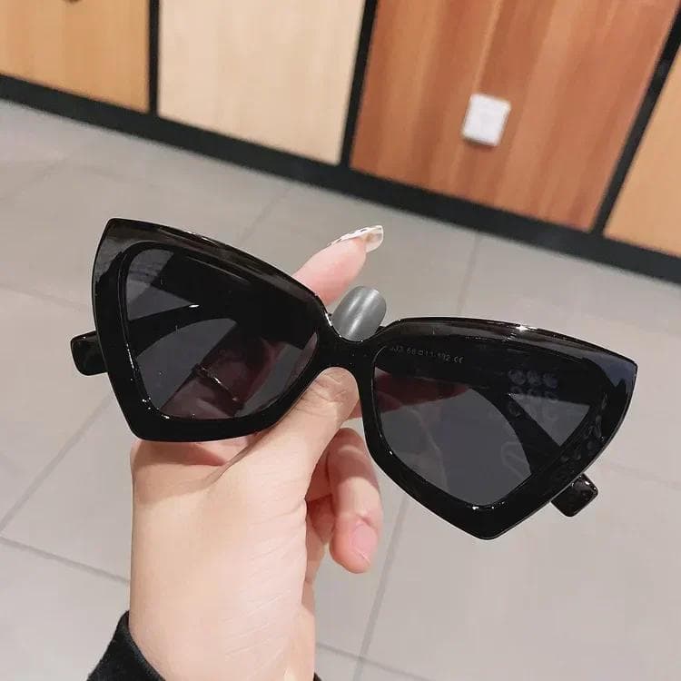 Fashion Cat Eye Sunglasses Trendy Women Luxury Irregular Frame Sun Glasses Popular Female Eyewear Travelling Lentes De Sol Mujer