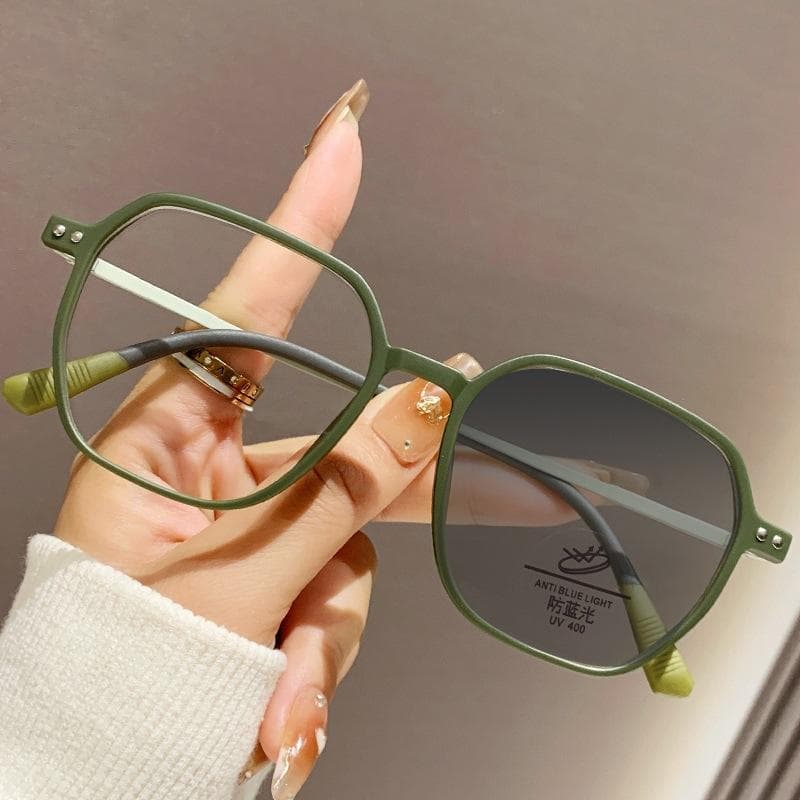 Outdoor Oversize Photochromic Myopia Glasses Ultralight Frosted Frame Retro ColorChanging Eyewear in Sun 0