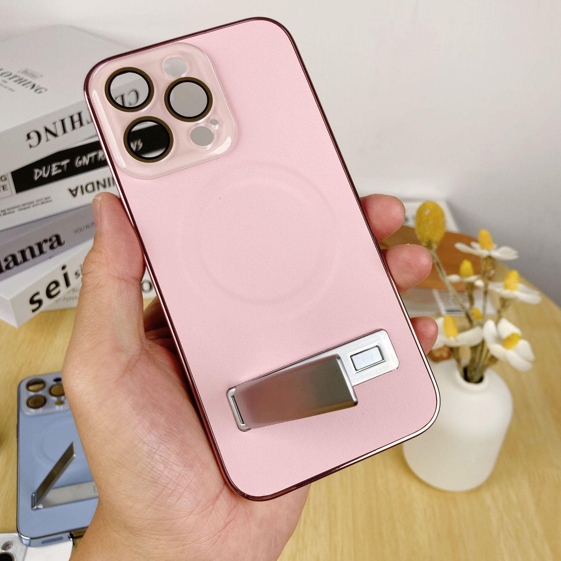 Applicable To IPhone 15 Mobile Phone Case Hollow One-fold Folding Magnetic Protective Case Apple 15Plus