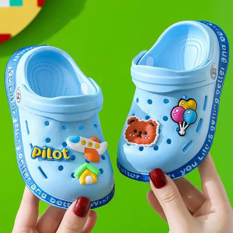 Children's Sandals Slippers Summer Baotou Hole Shoes 1-6 Years Old 2 Small Children Soft Bottom Non-slip Baby Baby Sandals 23 sky blue