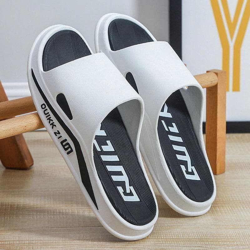 New Summer Slippers Fashion Men's Slippers Casual Soft Sole Thick Sole Beach Shoes Indoor Slippers Men 44-45 black