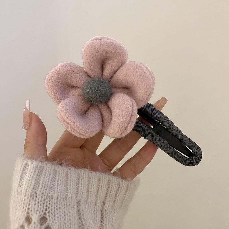 Autumn Winter Plush Flower Hair Claw Women Chic Duckbill Clip Hairpin Back Head Hair Clips Hair Accessories For Girls purple