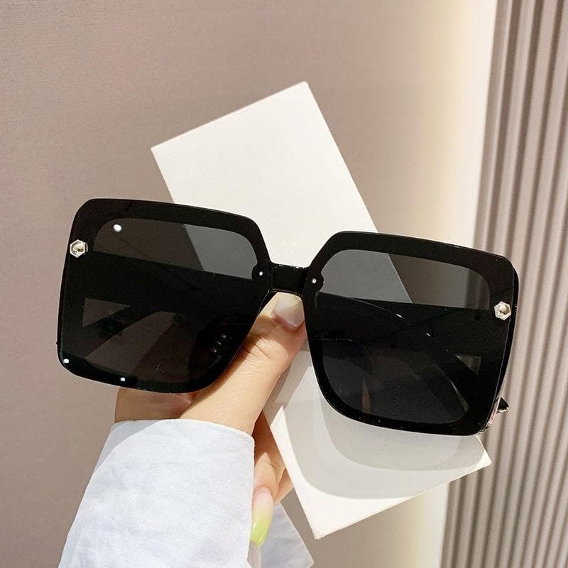 Vintage Women Sunglasses Retro Square Shades Large Frame UV Protection Fashion Female Eyewear