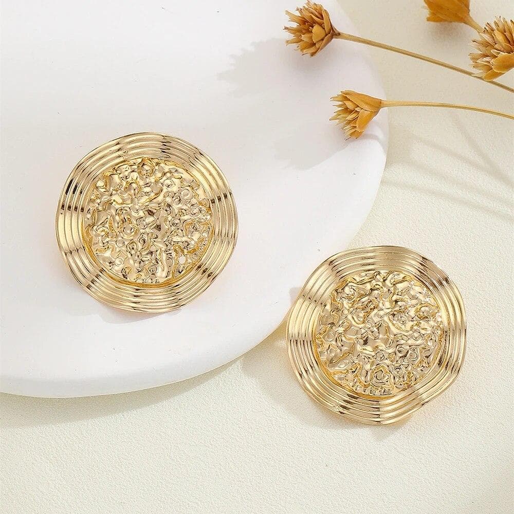 Vintage Luxury Gold Color Stud Earrings For Women Exquisite Temperament Metal Geometric Round Earrings Party Ear Jewelry gold