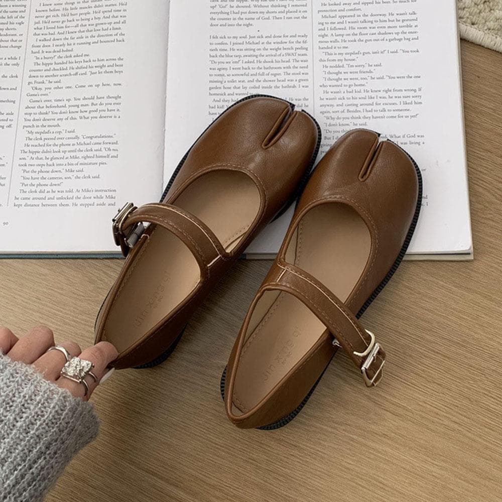 Split Toe Mary Janes Shoes For Women Square heel Tabi Shoes Loafer Spring Summer Soft Leather Women Pumps Shoes 37
