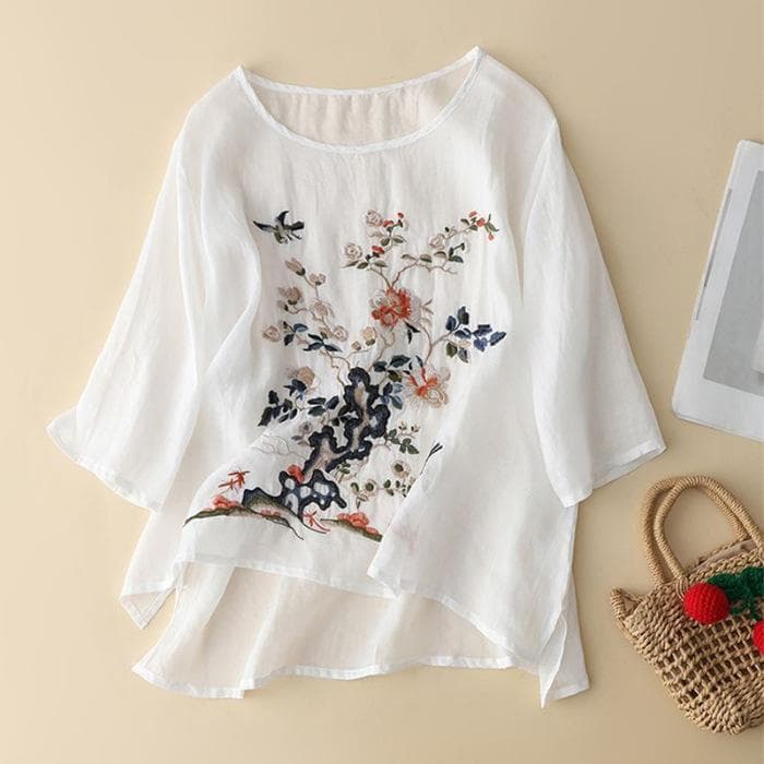 Embroidered Versatile Short T-shirt Top Spring New Retro Heavy Industry Embroidered Round Neck Zen Shirt for Women 4XL white