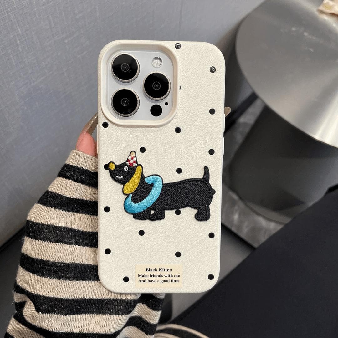 Polka Dot Embroidered Dachshund Dog Suitable for IPhone16promax Apple 14 Mobile Phone Case 13 Anti-fall 12 Soft 11/15 Apple 13