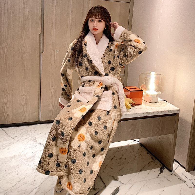 Long Coral Fleece Bathrobe Women's Winter Kimono Warm Flannel Bathrobe Comfortable Nighttime Pajamas Dressing Gown Plus Size 3XL