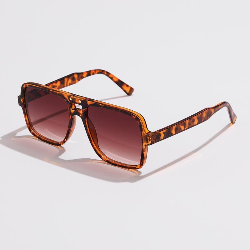 Vintage Square Sunglasses Women Retro Gradient UV400 Big Frame Fashion Sunglasses Black Candy Colors show as picture