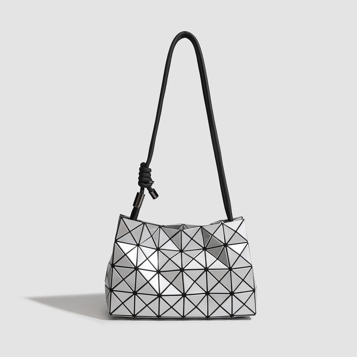 Geometric Diagonal Small Square Bag Drawstring Boston Bag Simple Diamond Check Bucket Bag One Shoulder Armpit Bag Women silver