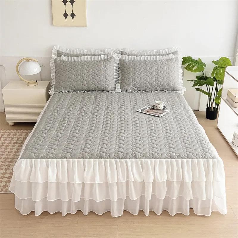 Heart Shaped Pattern Lace Bed Skirt High End Quilted Chiffon Bottom Hem Bedspread Soft Comfortable Non Slip Bed Sheets Bedding 150x200cm bed skirt