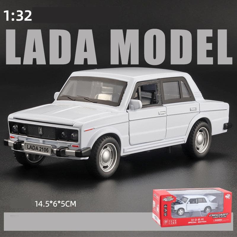 1/32 Scale LADA 2106 Diecast Car Model Toy, Pull Back Toy Vehicle with Sound and Light for Kids Toddler Boys Girls Gift Collection 1/32-14.5x5x5cm white