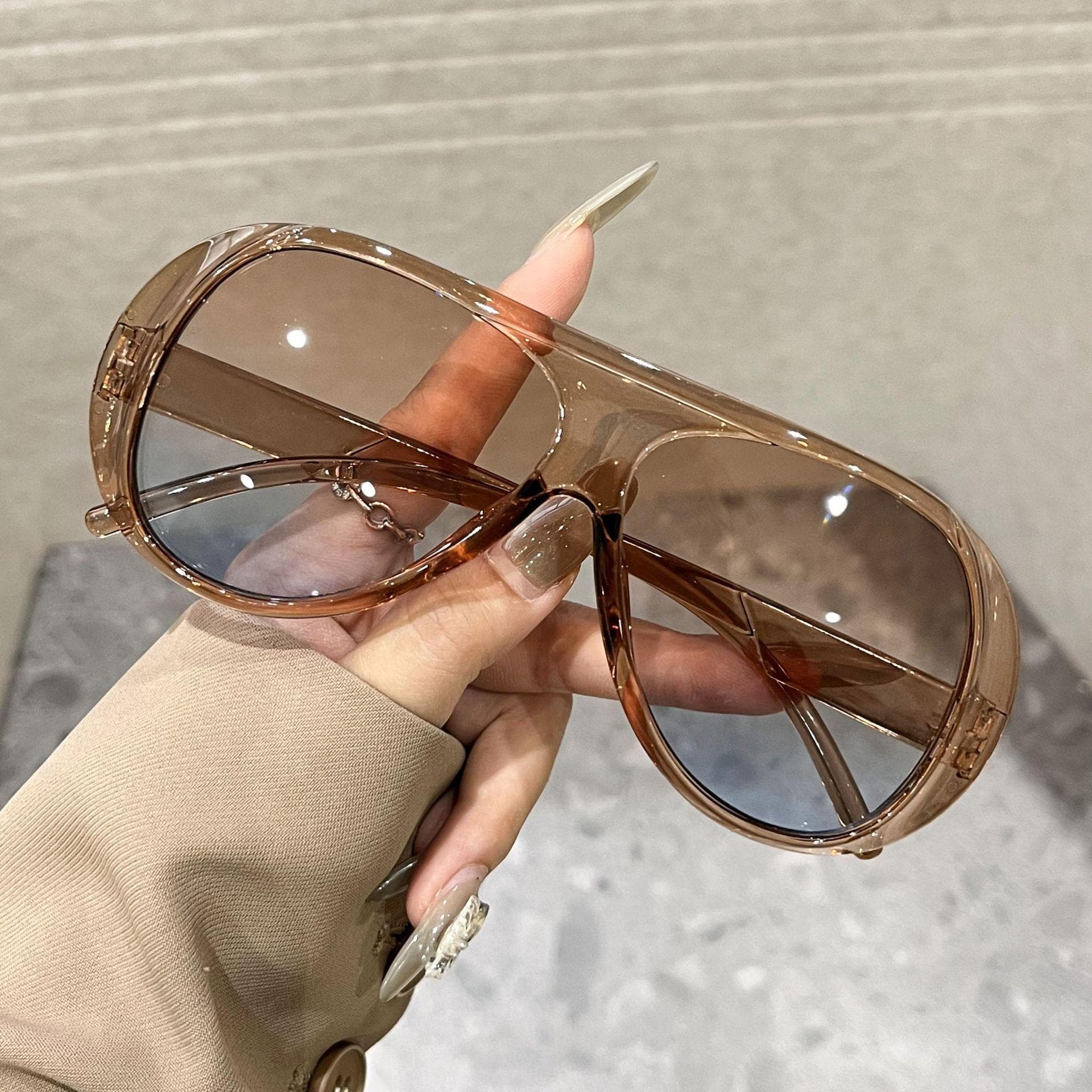 Fashion Vintage Square Sunglasses for Men Women Luxury Mirror Retro Shades UV400 Eyewear Unisex 1PC