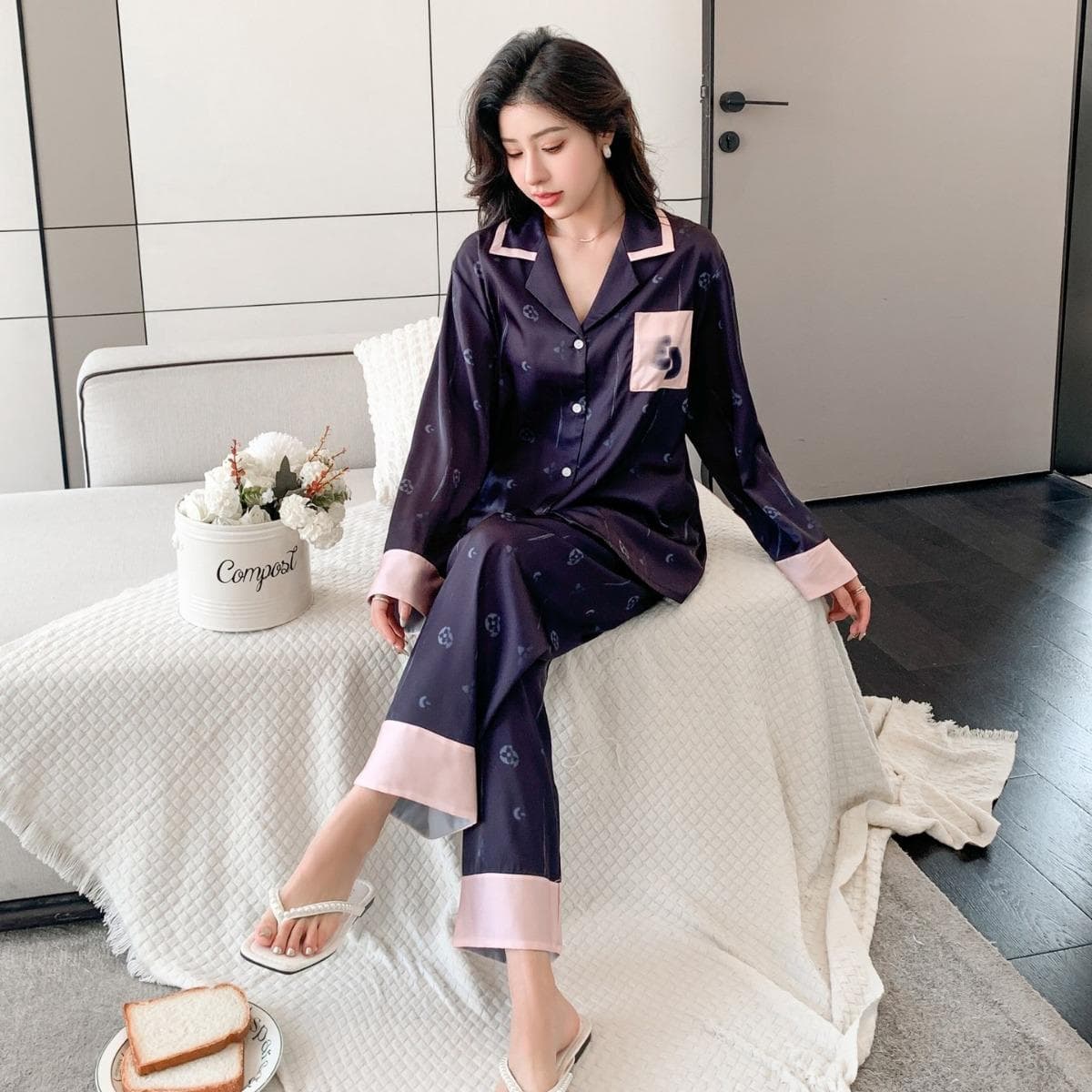 Spring New Ice Silk Pajamas for Women, Comfortable, High-end, Simple and Casual Home Wear Suits XXL