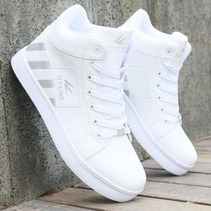 Fashion Men's Casual Sneakers Street Cool Sneakers Male Flats Lace Up Skateboard Shoes Plus Size Mens Shoes Chaussure Homme Sports Shoes 42 white