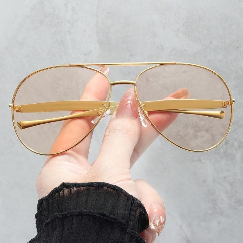 Ladies Retro Metal Full Frame Pilot Glasses Fashionable Elegant for Daily Wear School Shopping Gatherings