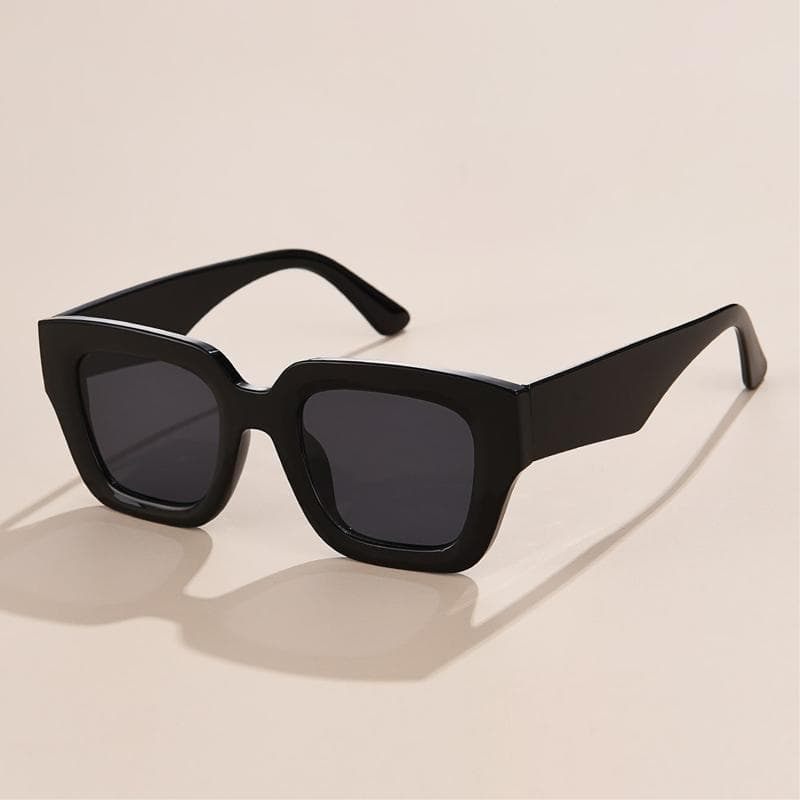 Fashion Popular New Eyewear Women Square Sunglasses Retro Men Tinted Shades UV400 Protection Stylish Eyeglasses pictures show