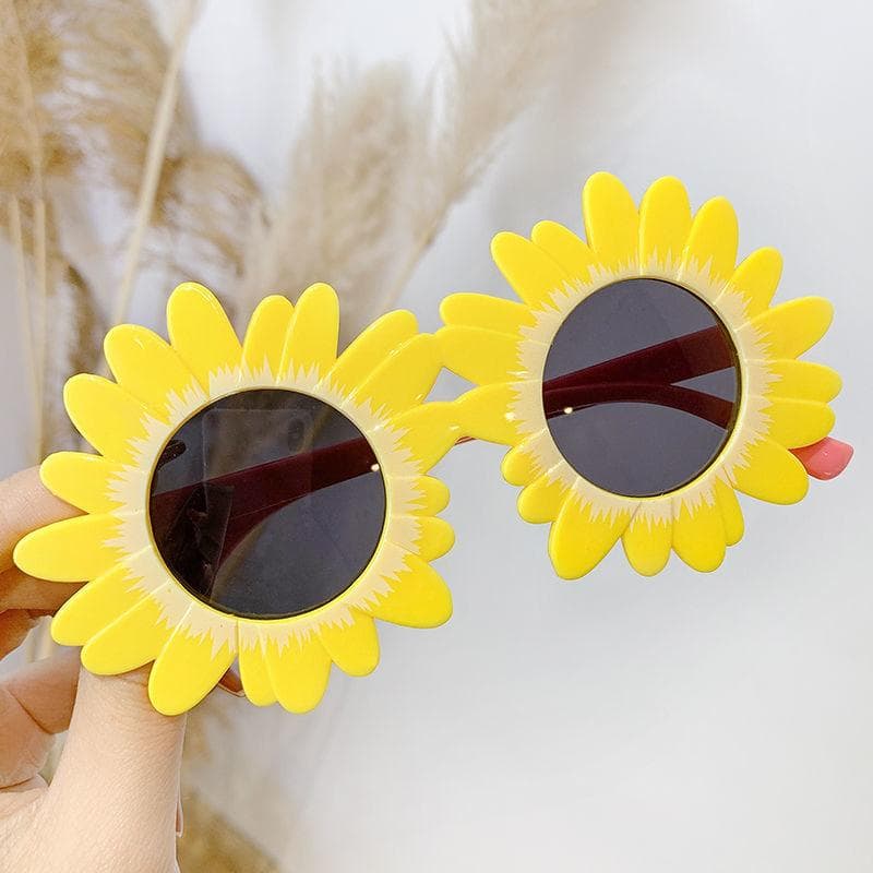 Kids Flower Sunglasses Vintage Oversized Round Frame UV400 Sun Glasses Boys Girls Daisy Flora Fashion Goggles 0-8 Years Old