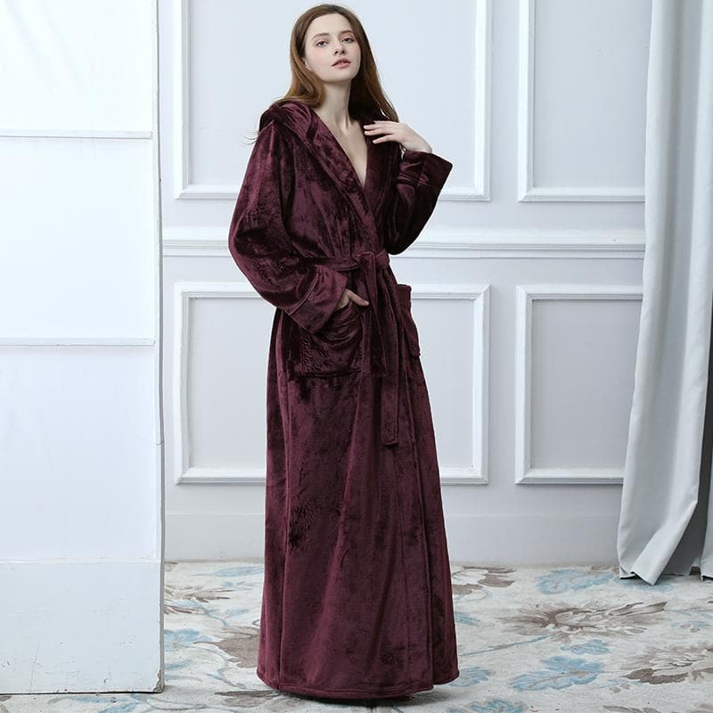 Lovers Extra Long Hooded Warm Flannel Bathrobe Winter Women Men Plus Size Thick Coral Fleece Bath Robe Bride Cozy Dressing Gown M