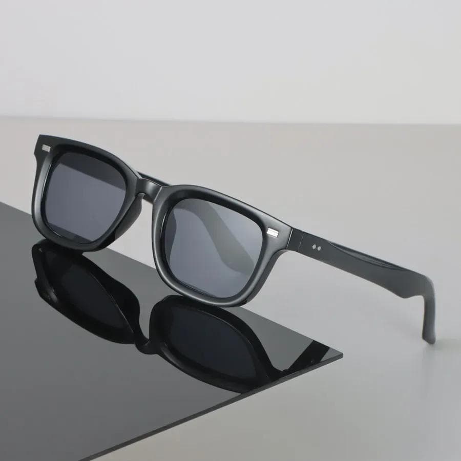 Vintage Rectangle Sunglasses Women Men Luxury Designer Fashion Glasses UV Protection Stylish Retro Shades Other